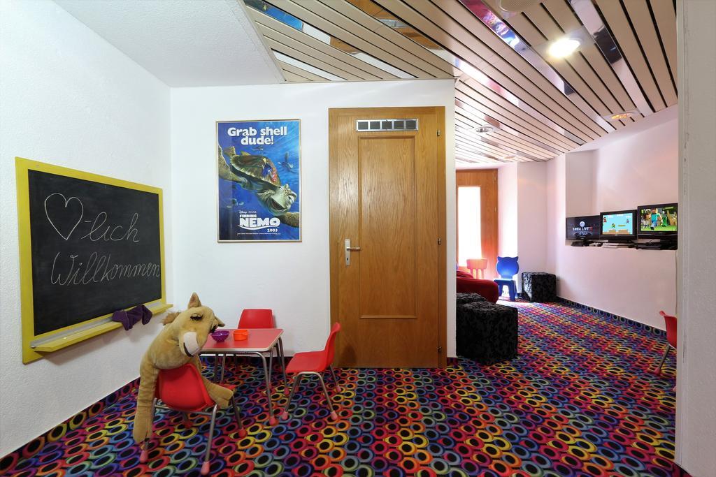 Family Hotel Desiree Grächen Εξωτερικό φωτογραφία